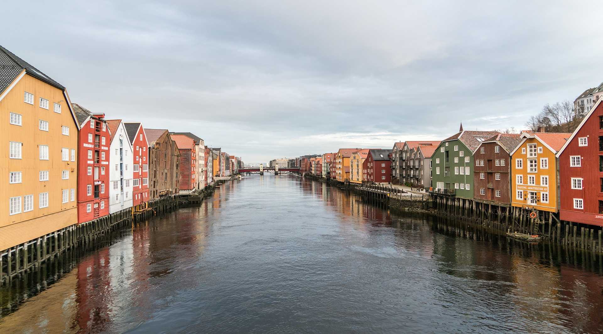 https://admin.jenssenmobility.no/wp-content/uploads/2022/04/trondheim-2074289_1920-1.jpg