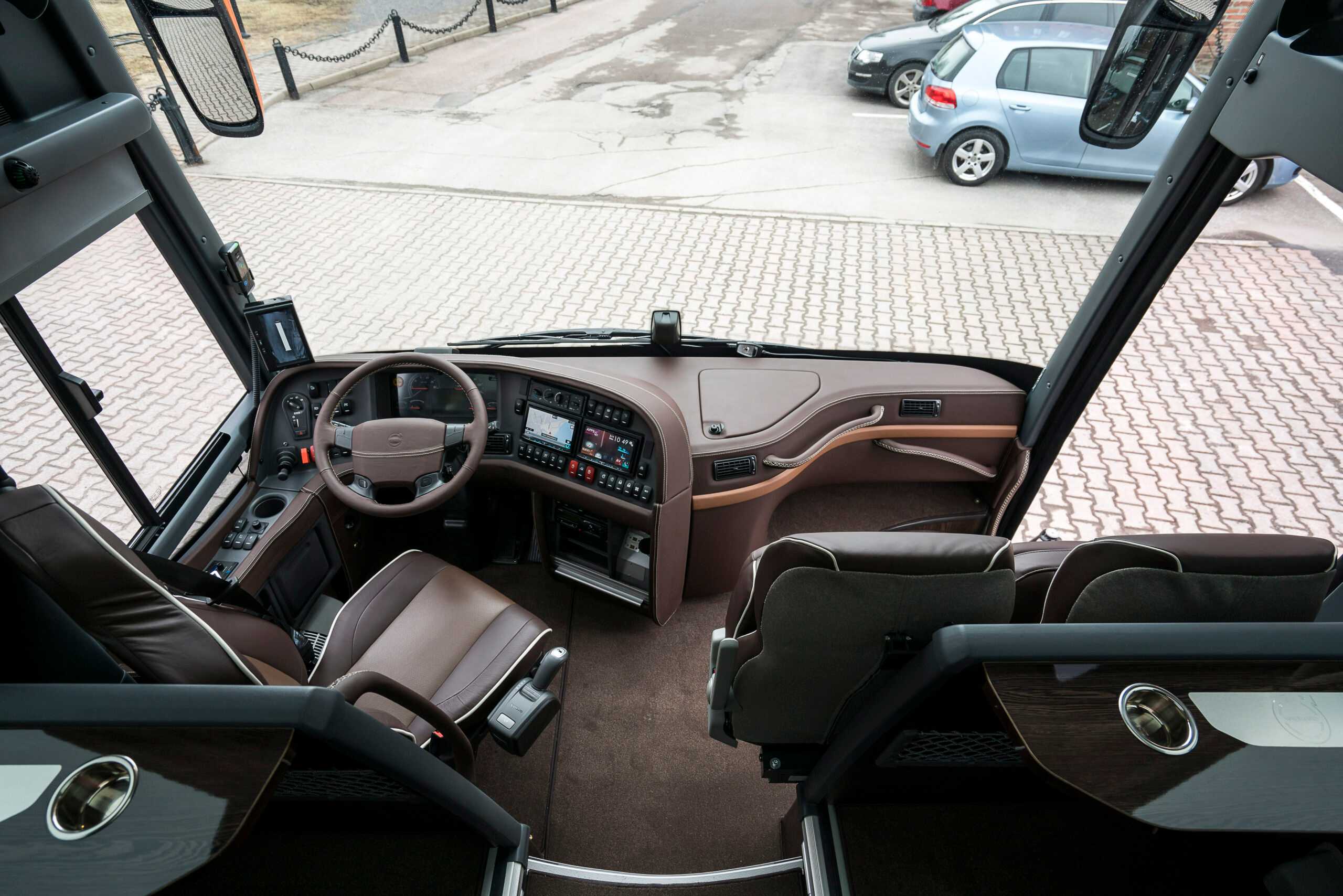 https://admin.jenssenmobility.no/wp-content/uploads/2022/09/jenssen-turbuss-vip-1-scaled.jpg